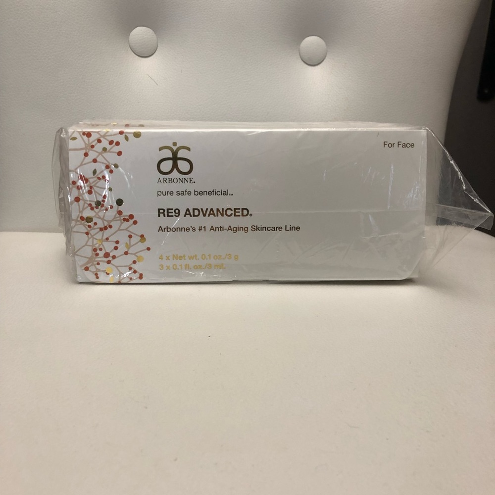 Arbonne RE9 skincare sample packs